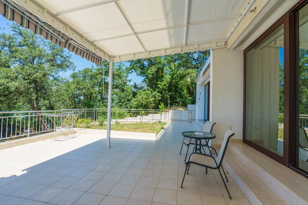 Apartment Superseaview Sutomore Exterior photo