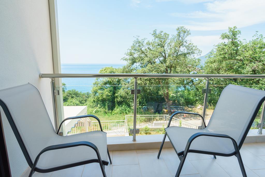 Apartment Superseaview Sutomore Exterior photo